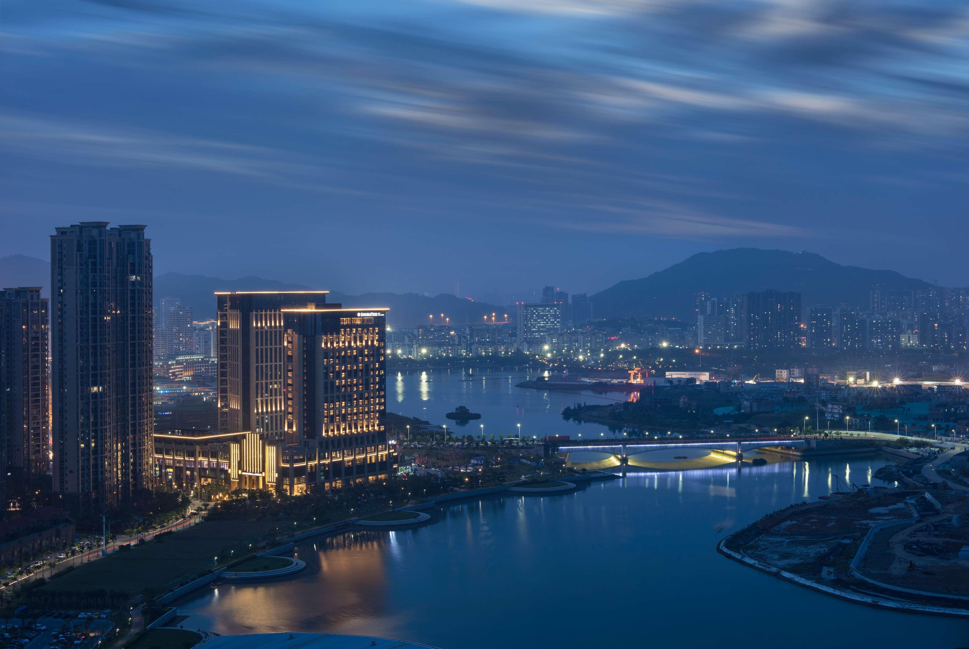 Doubletree By Hilton Xiamen-Haicang Екстериор снимка